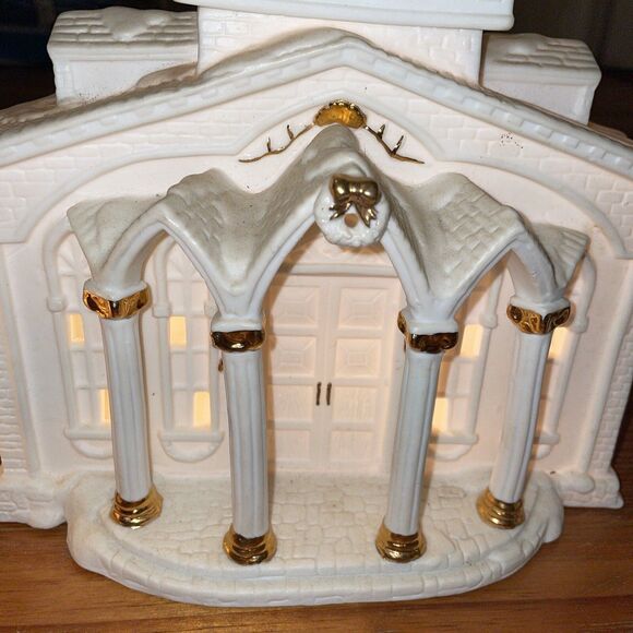 White Porcelain Lighted Church Gold Trim Christmas Carolers Tree 6 pc Set - Picture 11 of 13